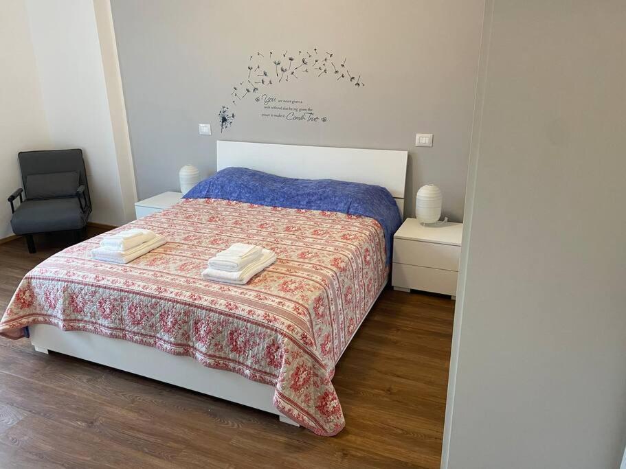Apartmán Casa Eugenia Varese Exteriér fotografie